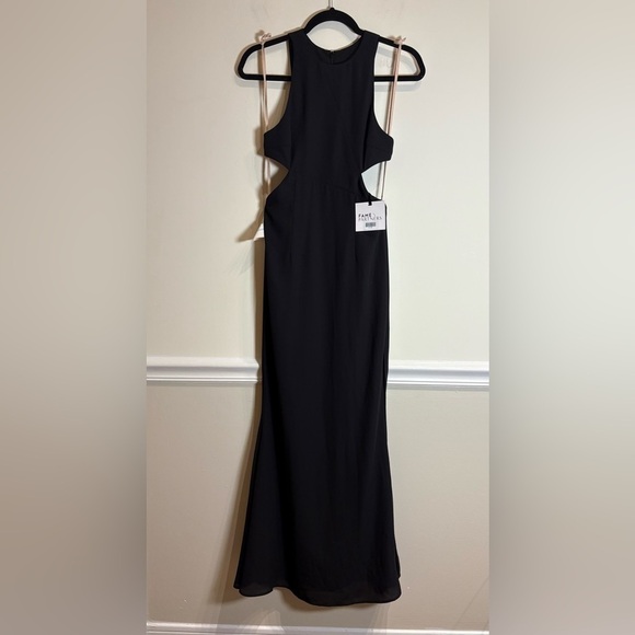 Fame & Partners Midhaven Black Cutout Gown NWT Size 0 - Picture 3 of 9